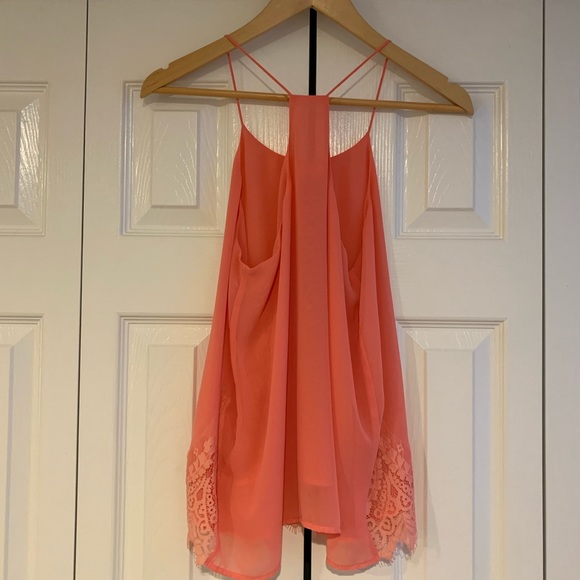 Tank - Picture 3 of 4